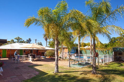 Alice Lodge - Tourism Noosa 25