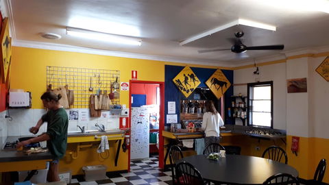 Alice\'s Secret Travellers Inn - Tourism Noosa 28