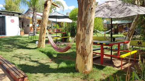 Alice\'s Secret Travellers Inn - Tourism Noosa 24
