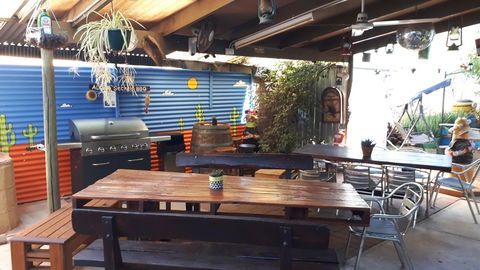 Alice\'s Secret Travellers Inn - Tourism Noosa 30