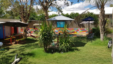 Alice\'s Secret Travellers Inn - Tourism Noosa 0