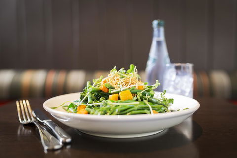 Novotel Canberra - Tourism Noosa 29