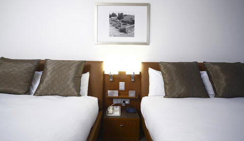 Novotel Canberra - Tourism Noosa 18