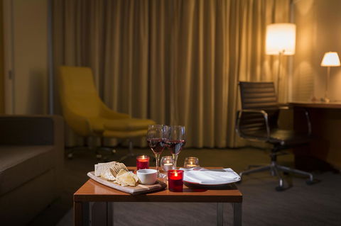 Novotel Canberra - Tourism Noosa 42