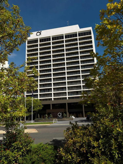 QT Canberra - Tourism Noosa 15