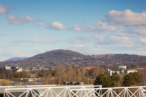 Crowne Plaza Canberra, An IHG Hotel - Tourism Noosa 16