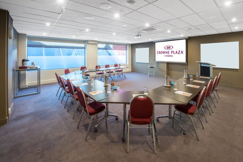 Crowne Plaza Canberra, An IHG Hotel - Tourism Noosa 8