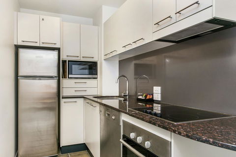 Lennox Holiday Apartments - Tourism Noosa 36
