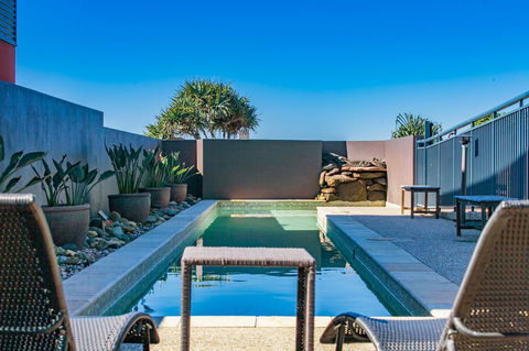 Lennox Holiday Apartments - Tourism Noosa 3