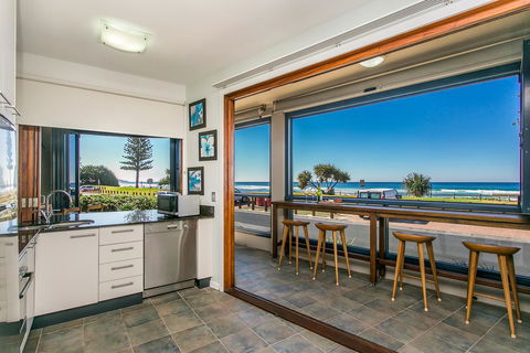 Lennox Holiday Apartments - Tourism Noosa 13