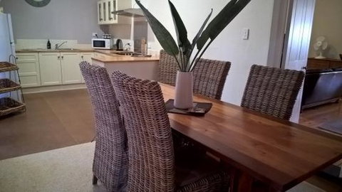 Book Keepers Cottage - Tourism Noosa 1