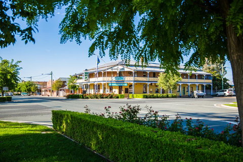 Boorowa Hotel - Tourism Noosa 0