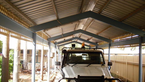 Boulder Lodge - Tourism Noosa 1