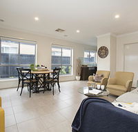 BOUTIQUE STAYS - Gumflower - Tourism Noosa