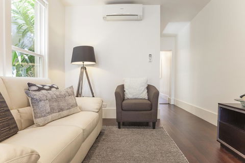 Boutique Stays - South Yarra Lane - Tourism Noosa 3