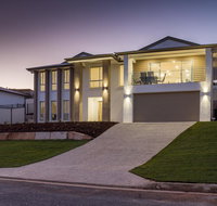 Brand New Executive Living - Tourism Noosa