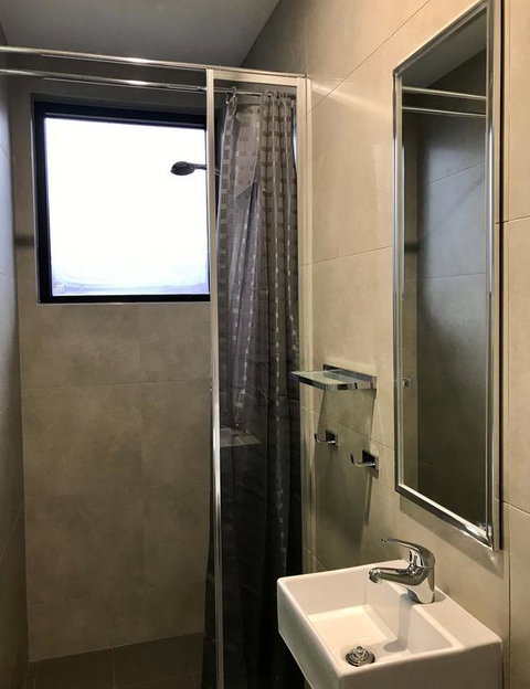 Breeze Lodge - Tourism Noosa 3