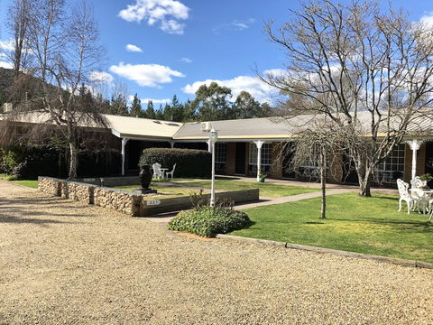 Bright Avenue Motor Inn - Tourism Noosa 1