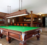Brookfield Retreat - Large Holiday Home / Group Accommodation - Tourism Noosa