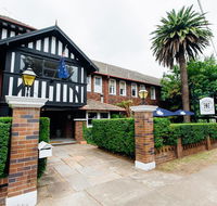Bundanoon Hotel - Tourism Noosa