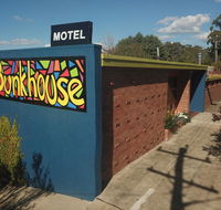 Bunkhouse Motel - Tourism Noosa