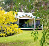 Bushy Lake Chalets - Tourism Noosa