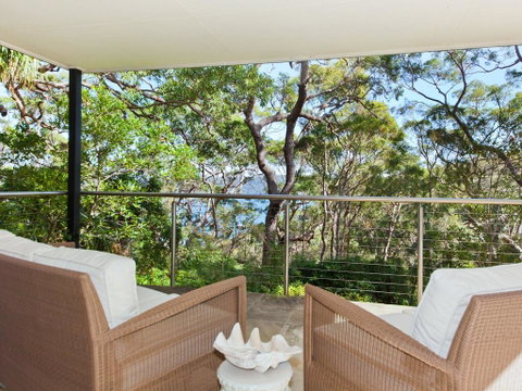 Bynya - 100m To Jonahs! - Tourism Noosa 2