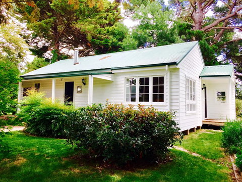 Cairnie Country Cottage - Tourism Noosa 0