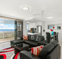 Cairns Luxury Waterfront Apartment - Tourism Noosa