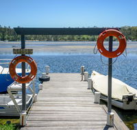 Calm Waters Waterfront Cottages - Tourism Noosa