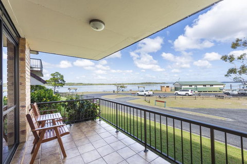 Camawood 2 - Tourism Noosa 0