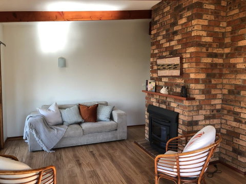 Canberra Cres 42 Burrill Lake - Tourism Noosa 2