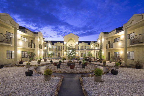 Canberra Parklands Central Apartment Hotel - Tourism Noosa 1