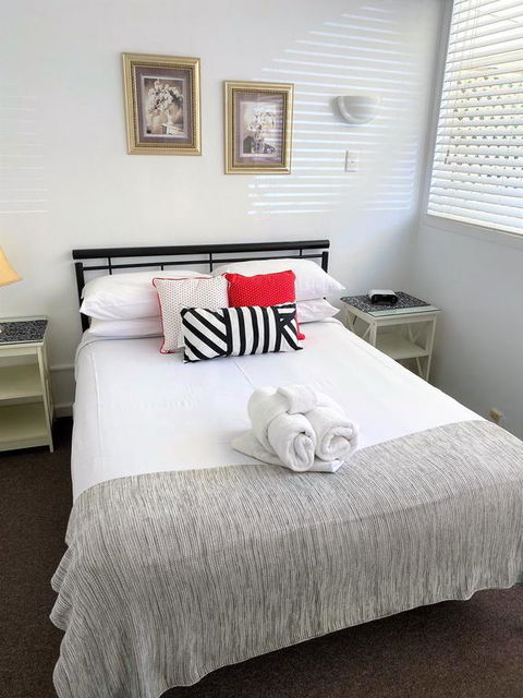 Canberra Short Term And Holiday Accommodation - Tourism Noosa 3