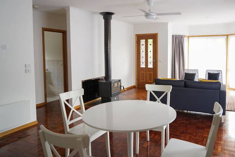 Canyon Walk House & Unit - Tourism Noosa 2