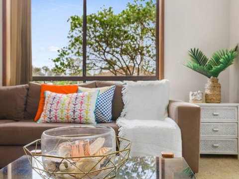 CAPEL Family Home, Large Yard, Close To Beach - Tourism Noosa 1