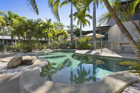 Capricorn Motel & Conference Centre - Tourism Noosa 0