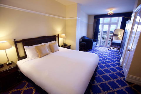 Carrington Hotel - Tourism Noosa 3
