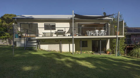 Carroll Ave 76 - Tourism Noosa 2
