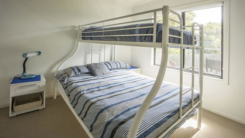 Carroll Ave 76 - Tourism Noosa 3