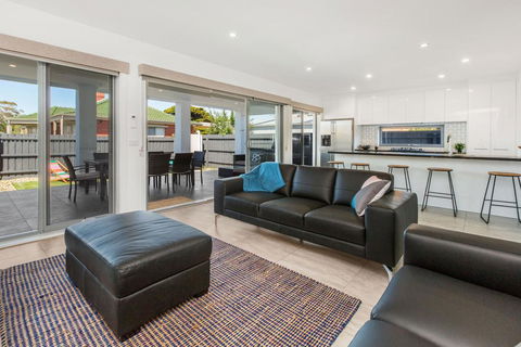 CASABLANCA - DROMANA - Tourism Noosa 2