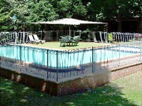 Casbak Alpine Units - Tourism Noosa 2
