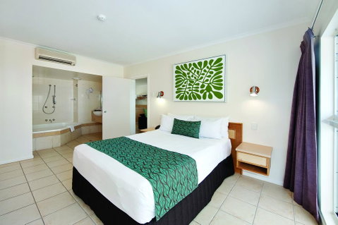 Castaways Resort & Spa On Mission Beach - Tourism Noosa 2
