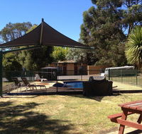Castle Motel - Tourism Noosa