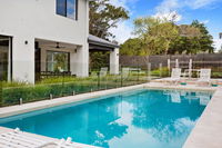 CATALINA - MOUNT ELIZA