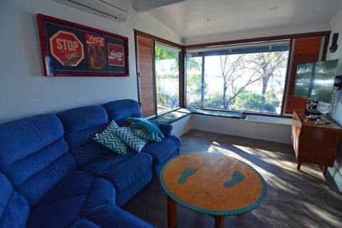 CDC-625 Beach House - Tourism Noosa 2