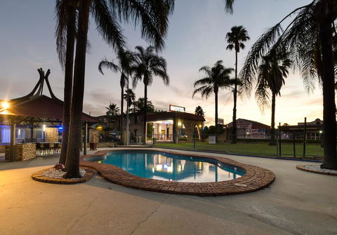 Centrepoint Midcity Motor Inn - Tourism Noosa 2