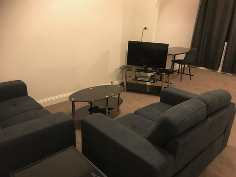 Charles Rasp Motor Inn & Cottages - Tourism Noosa 3