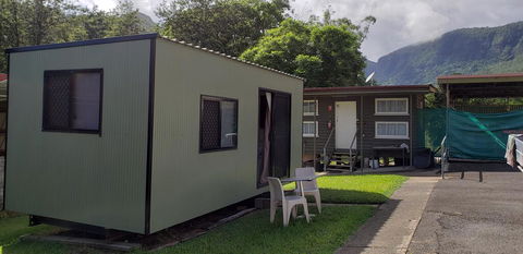 Christmas Creek CafÃ© & Cabins - Tourism Noosa 3