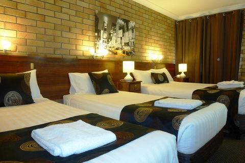 City View Motel - Tourism Noosa 2